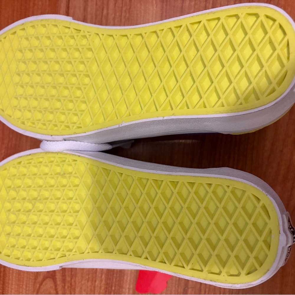 Vans Kids Multicolor Sneakers - Picture 3 of 4